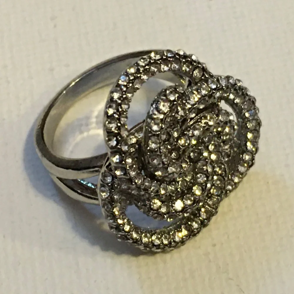 Silver Ring Diamond Sparkle, Swirly Design, 925 Sterling, Size 5, New!